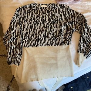 Abstract print sweater with back tie